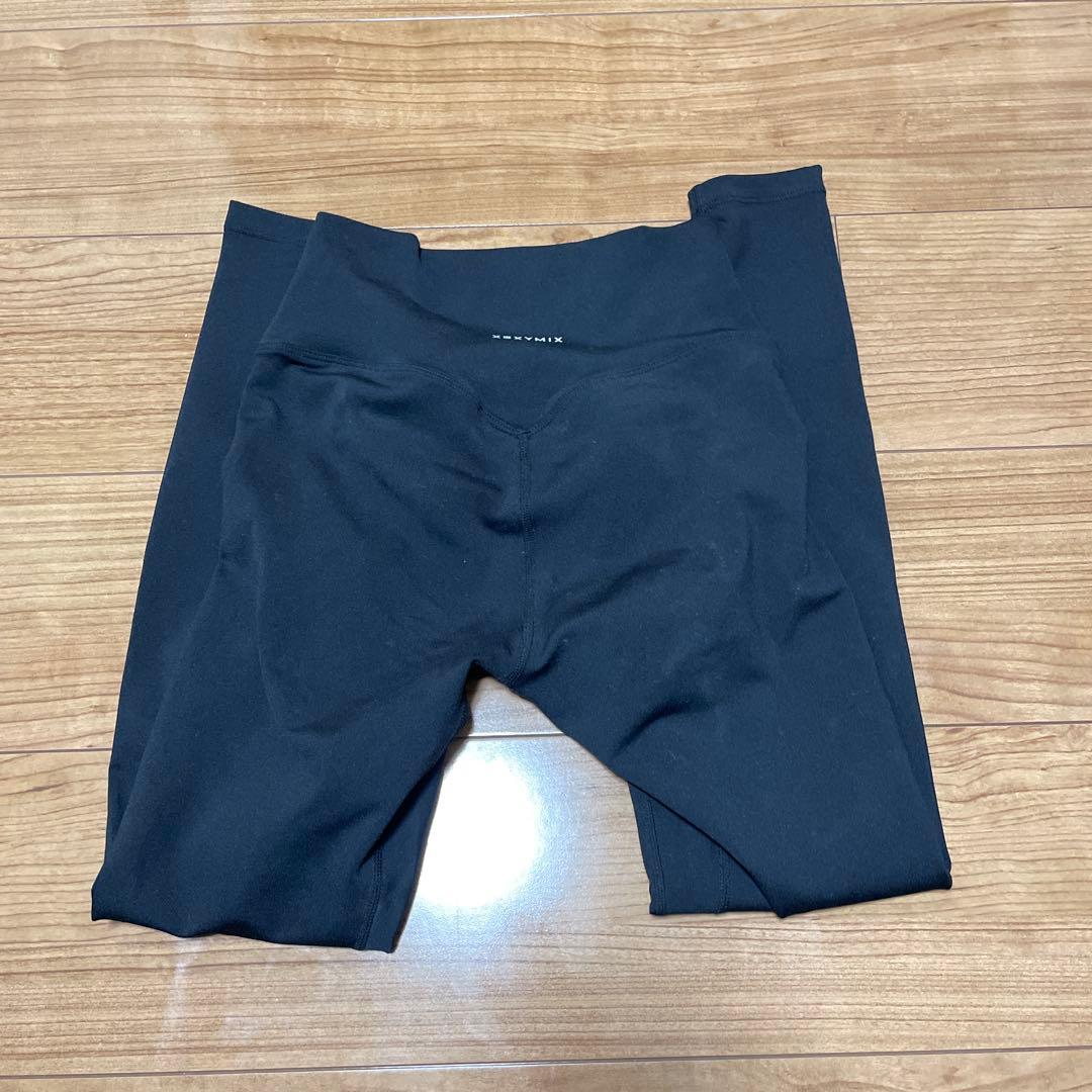 【XEXYMIX】フィットネス•ヨガ•ピラティスウェア5点豪華セット