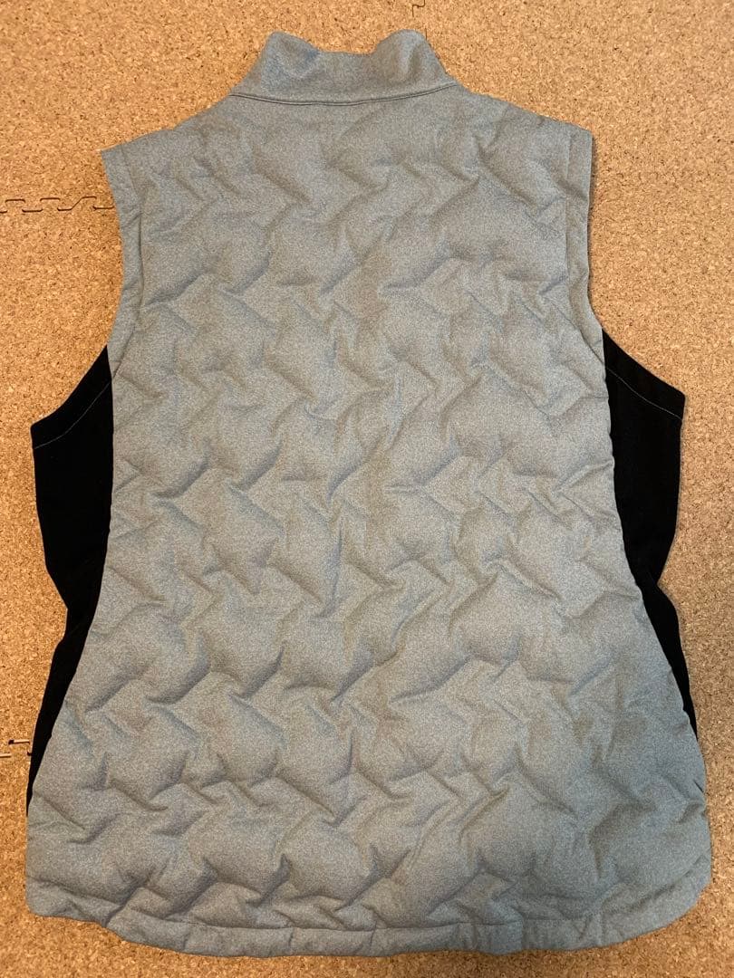 ダウンベスト　デサントゴルフ