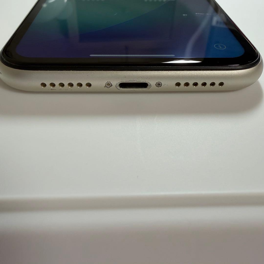 【iPhone11】256GB ホワイト　SIMフリー