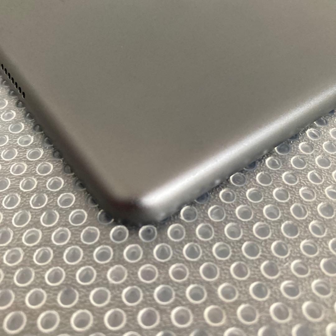 2811【早い者勝ち】電池最良好☆iPad7第7世代 32GB WIFIモデル☆