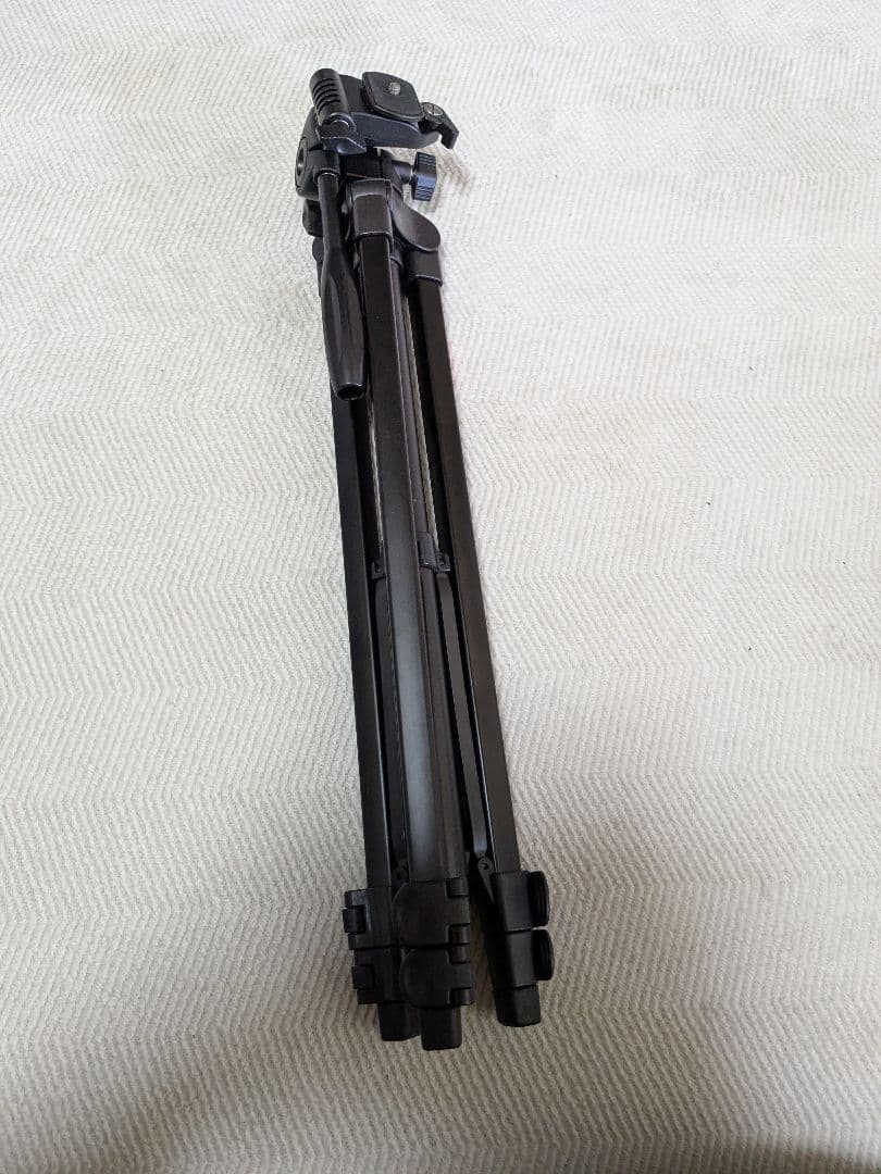 SONY　FDR-AX60　ビデオカメラ　4K　3脚付き