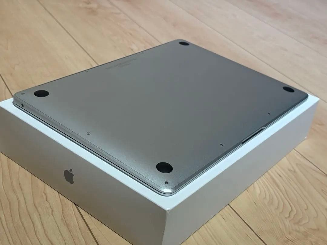 MacBook Air 2020 M1チップ搭載 13インチ シルバー