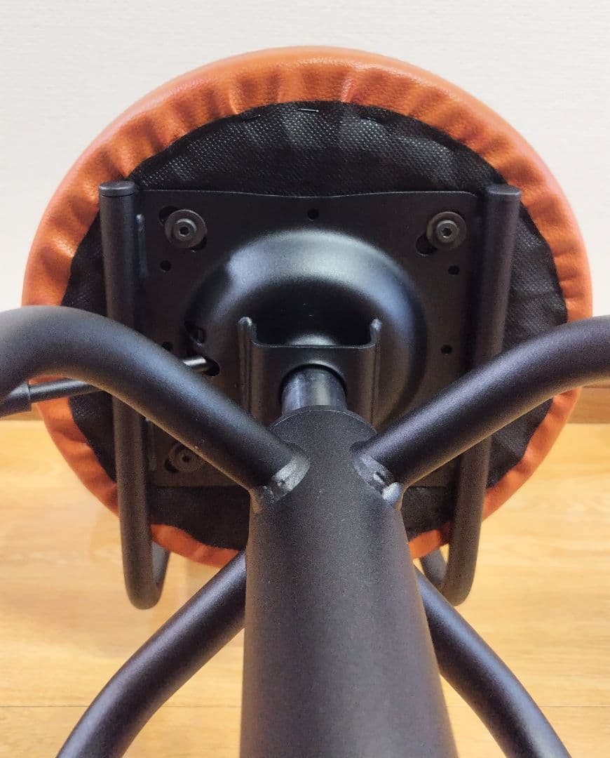 週末セール！限定カラー昇降式カウンターチェアタムチェア2脚セットキャメルブラウン