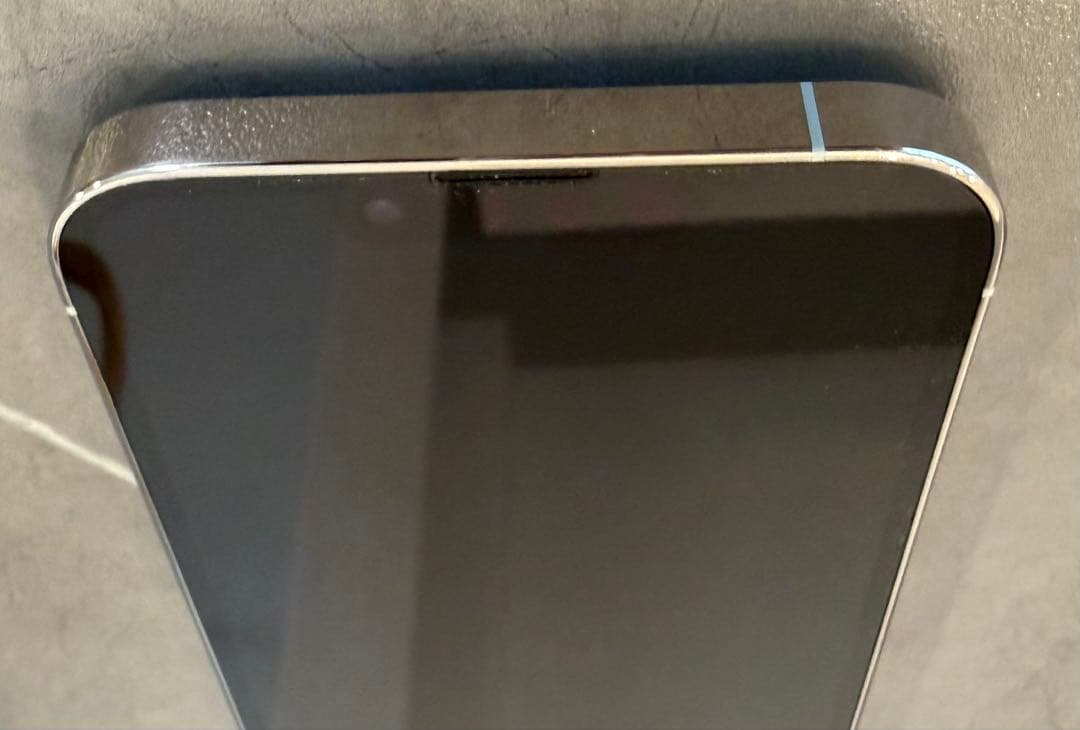 Apple iPhone 13proホワイト