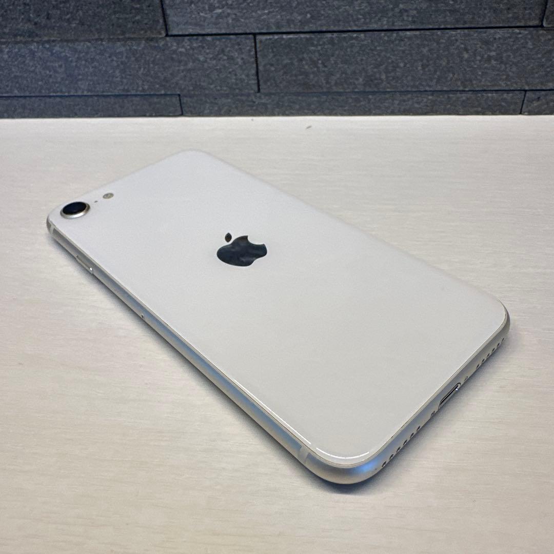 iPhone SE 第三世代 64GB