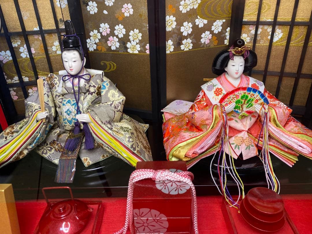 東京久月　雛人形屏風付ガラスケース親王飾り・間口約５７×奥行約３４×高さ約３９㎝