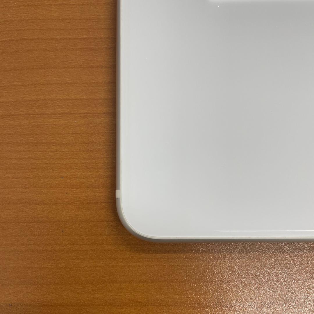 H*o様 動作確認済み iPhone SE 第2世代 128GB ID:H756