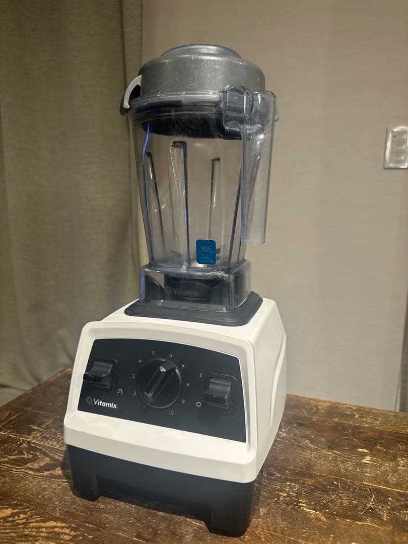 Vitamix バイタミックス E320(ホワイト)＋レシピ本＋アタッチメント