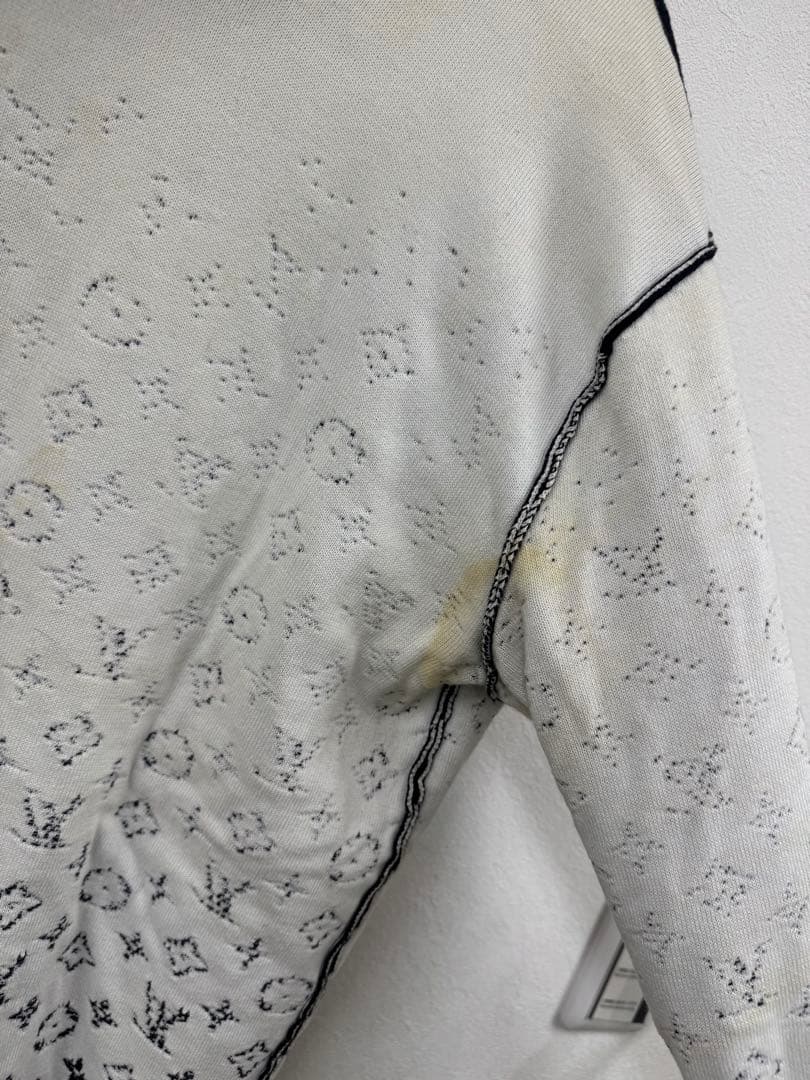 Louis Vuitton セーター