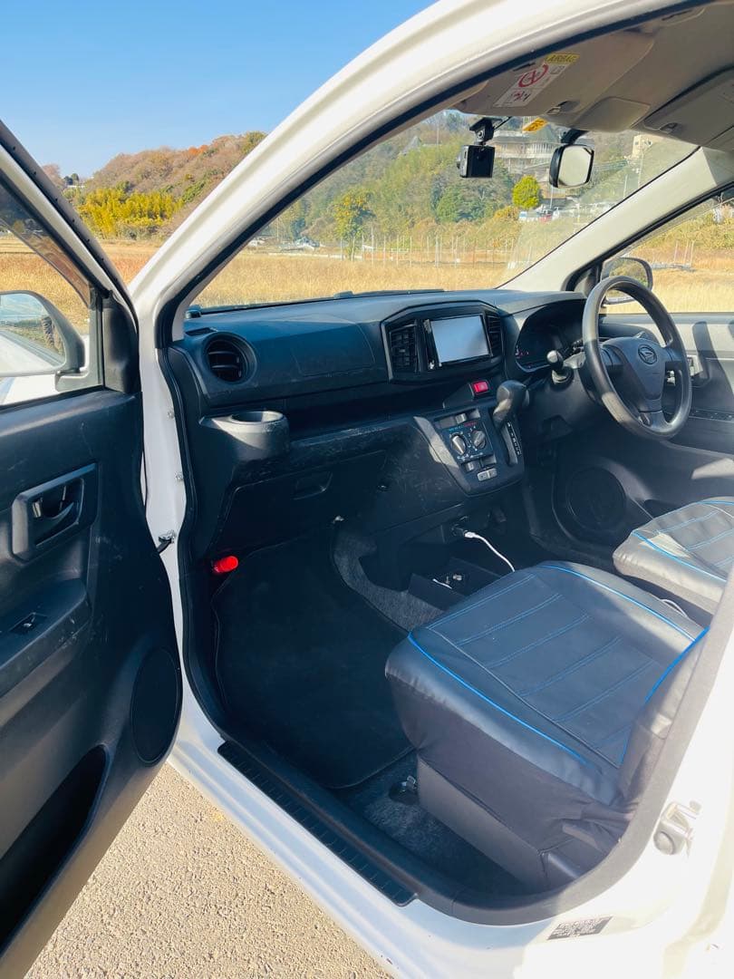 ダイハツミライース車検2年付き