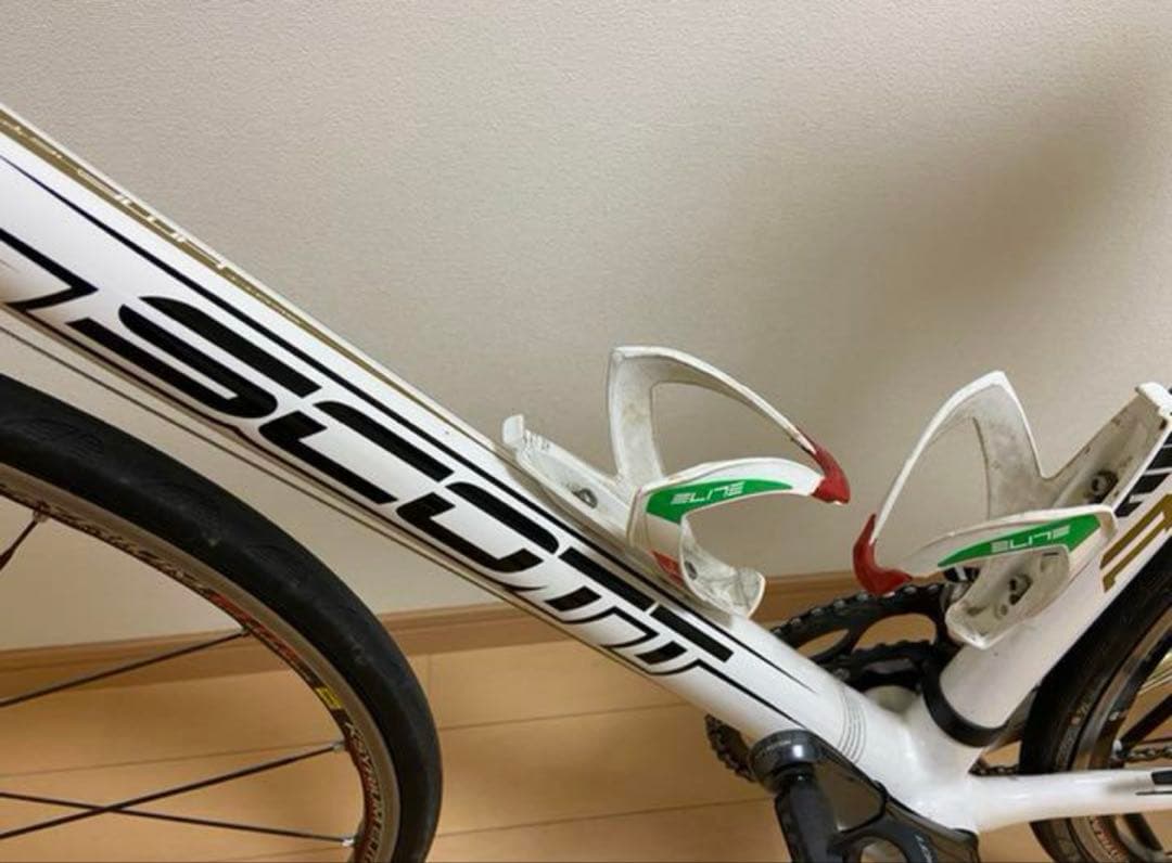 SCOTT ADDICT R3 2009年モデル カーボンフレーム ロードバイク