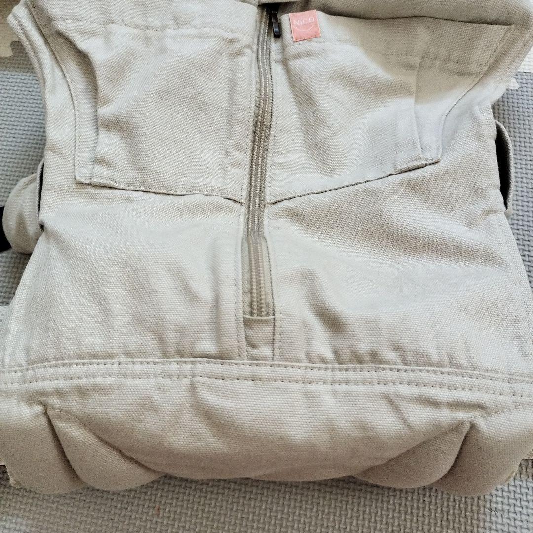 美品!!よだれパッド、ヘッドカバー未使用　キューズベリー　抱っこ紐