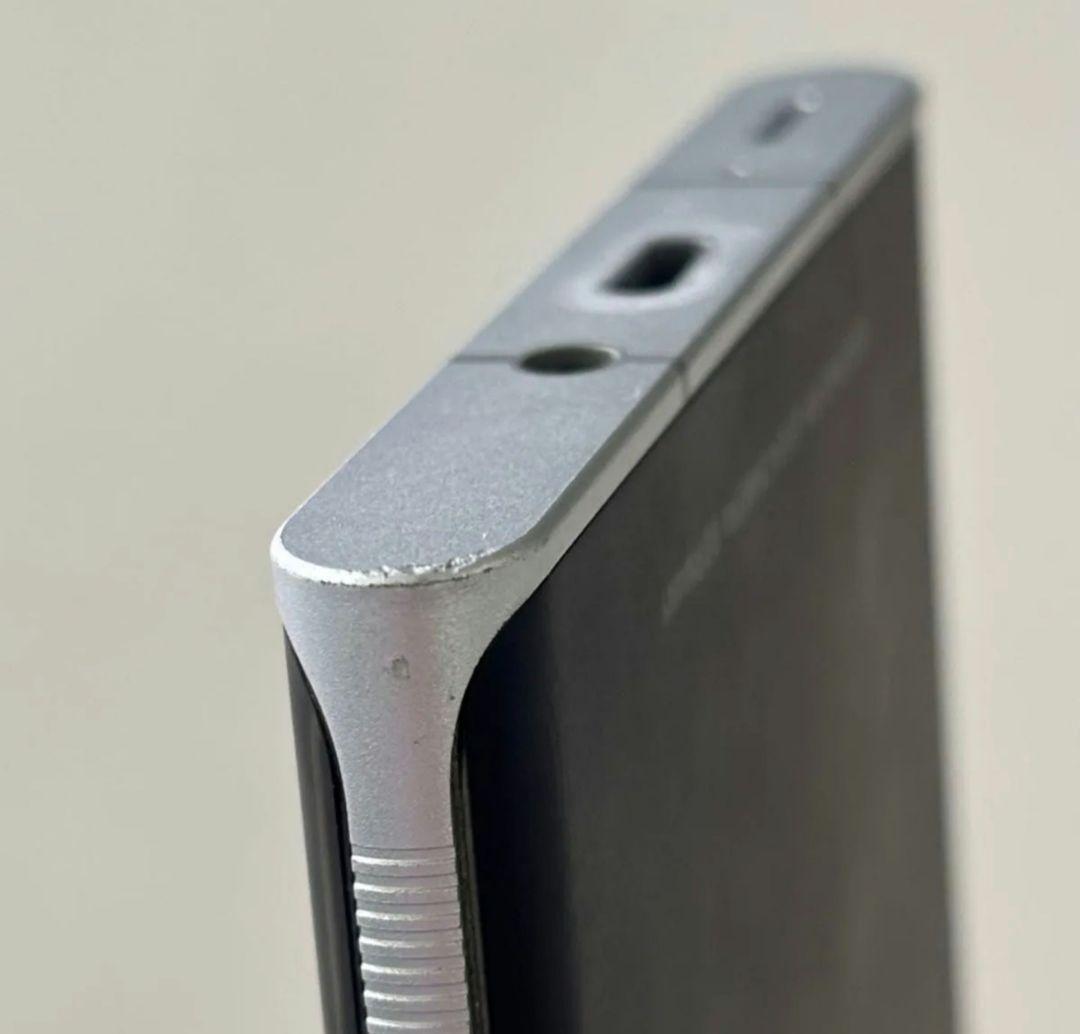 【12GB/256GB】LEITZ Phone 1 ライカシルバー　SIMフリー