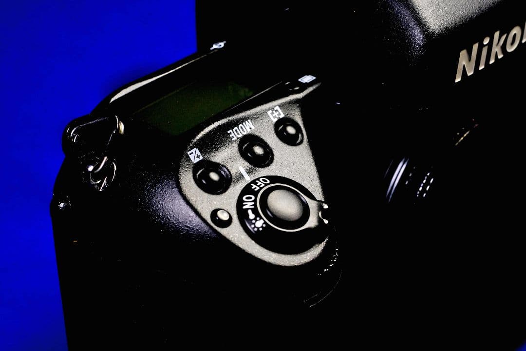 ニコン　Nikon F5 完動品