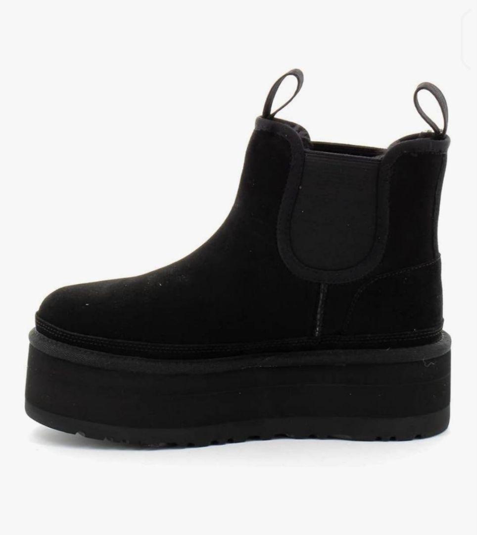 ブランド名:UGG(アグ)型番 Neumel platformChelsea