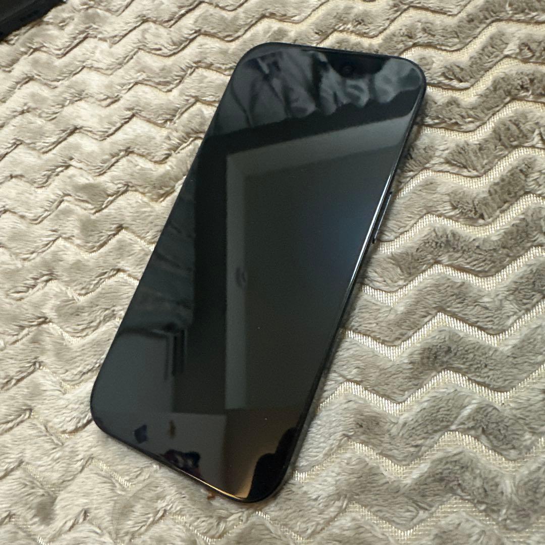 美品 iPhone16 pro 512GB SIMフリー