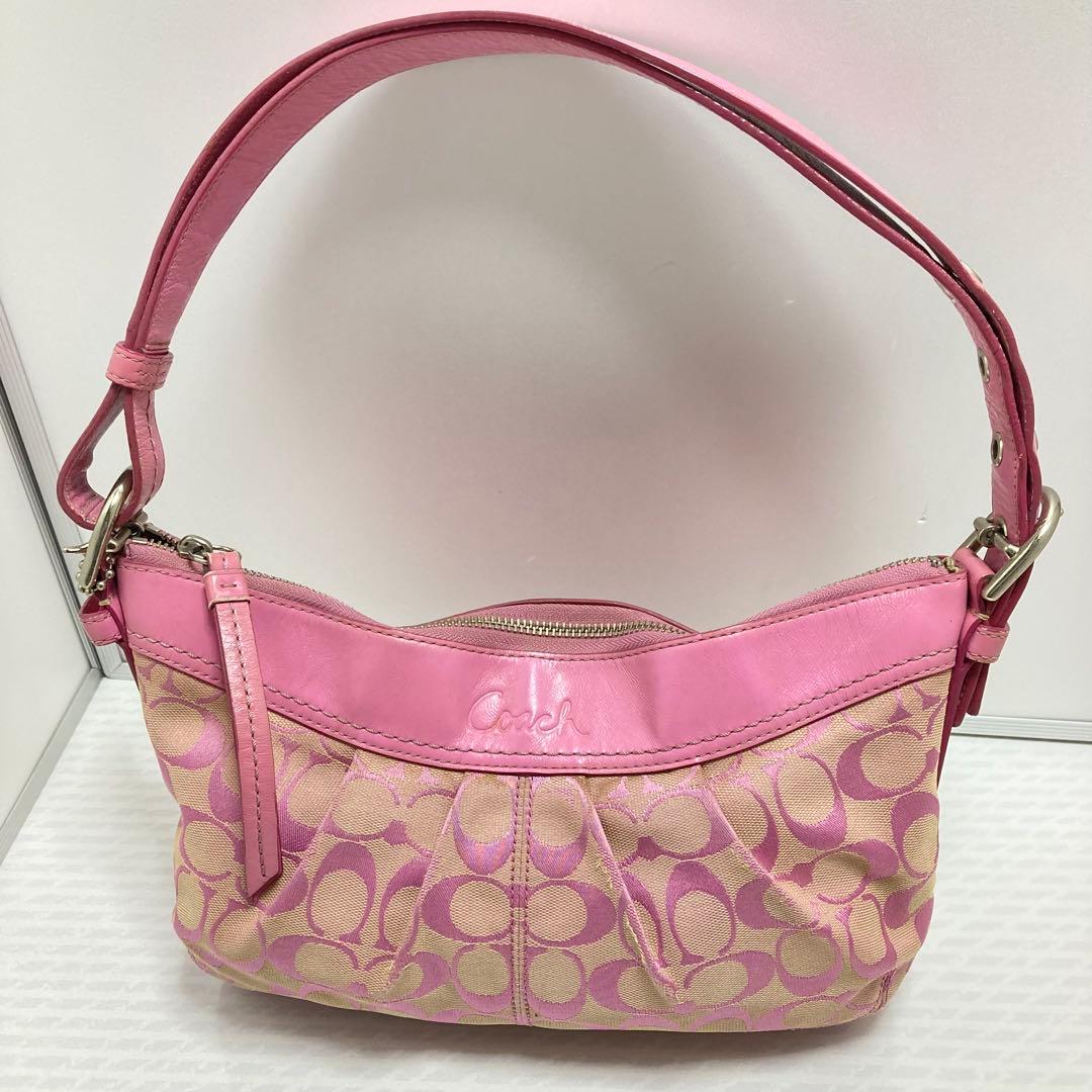 希少色　コーチ　ショルダーバッグ　シグネチャー　キャンバス　ピンク