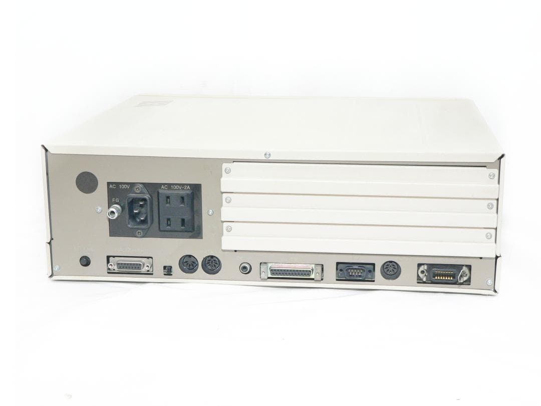 NEC PC-8801mkIISRパソコン フルメンテナンスFDD OK！動作品