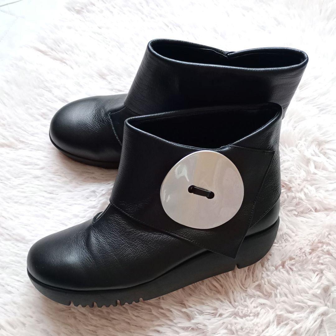 極美品　kawa-kawa　本革　ショートブーツ　カワカワ　センソユニコ　日本製