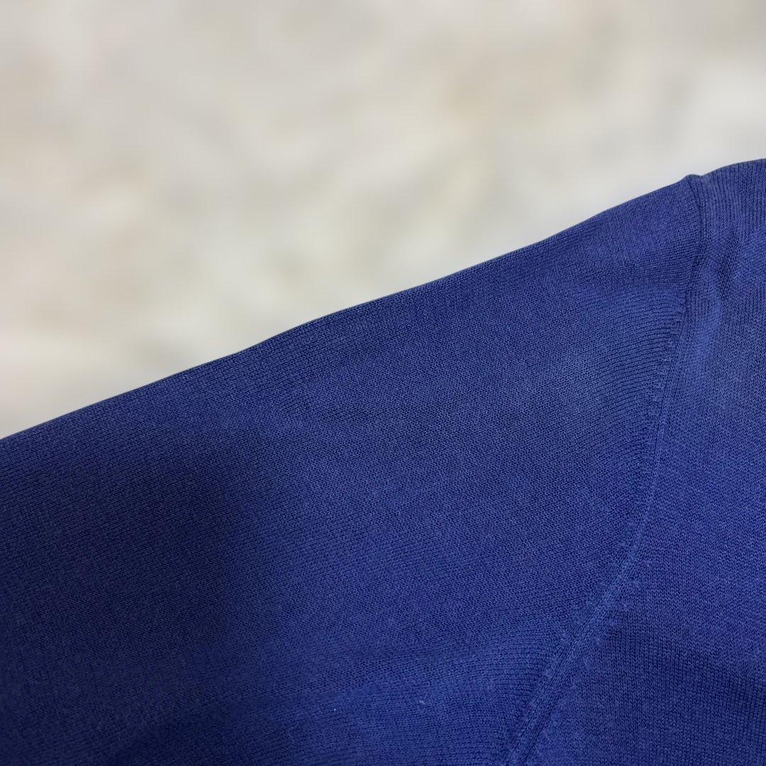 マークアンドロナ　Vネックセーター　スカル　バックロゴ　長袖　ブルー　メンズ　L