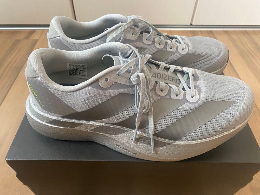 【未使用・新品】adidas ADIZERO EVO SL 27.0 グレー
