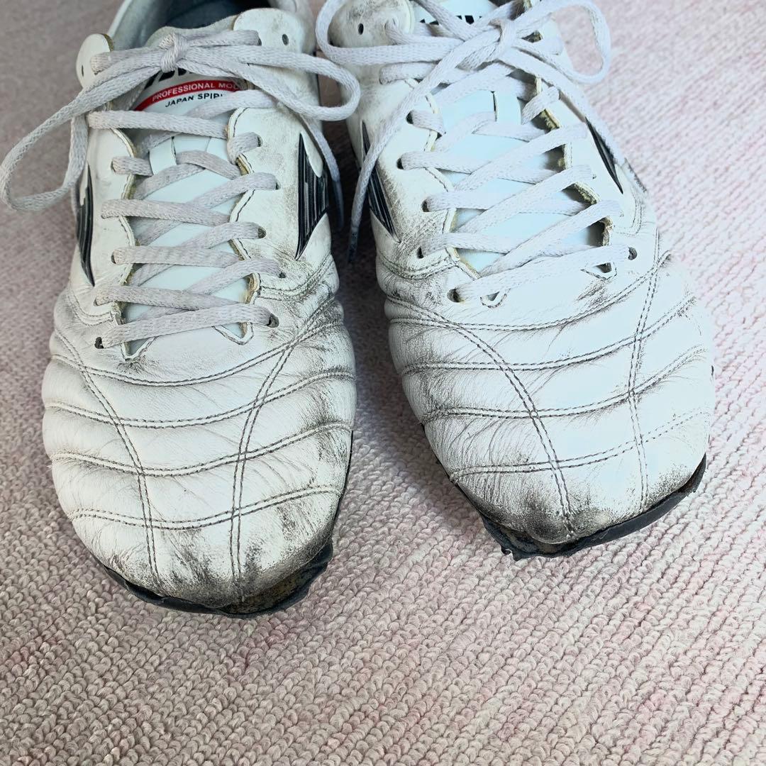 モレリアネオ4 サッカーシューズ・スパイク 27.0cm ホワイト/レッド