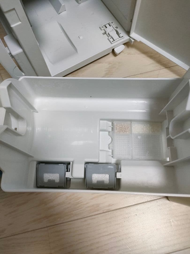 パナソニック　ジアイーノ　次亜塩素酸空間除菌脱臭機　F-MV2100 2020年