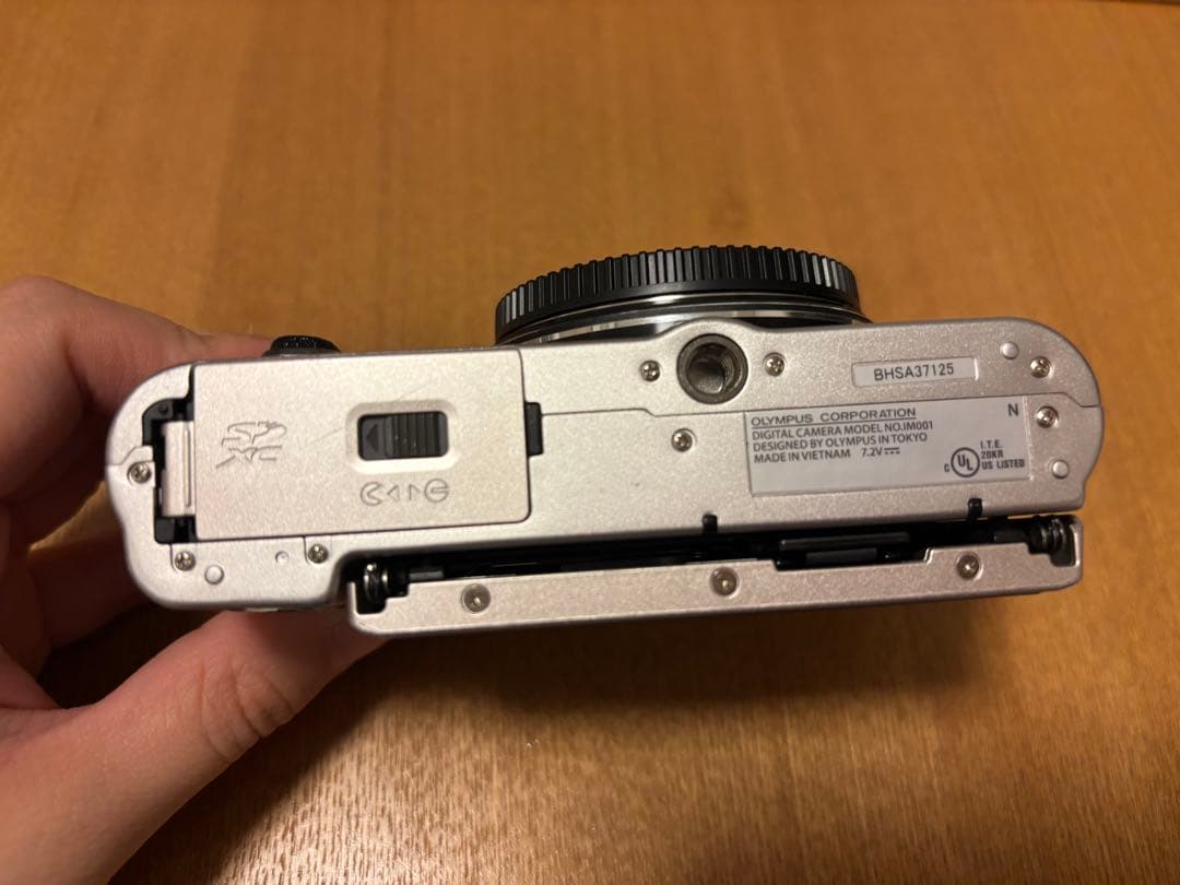 【期間限定特価！】OLYMPUS PEN E-PL8 ブラック レンズ2本付き