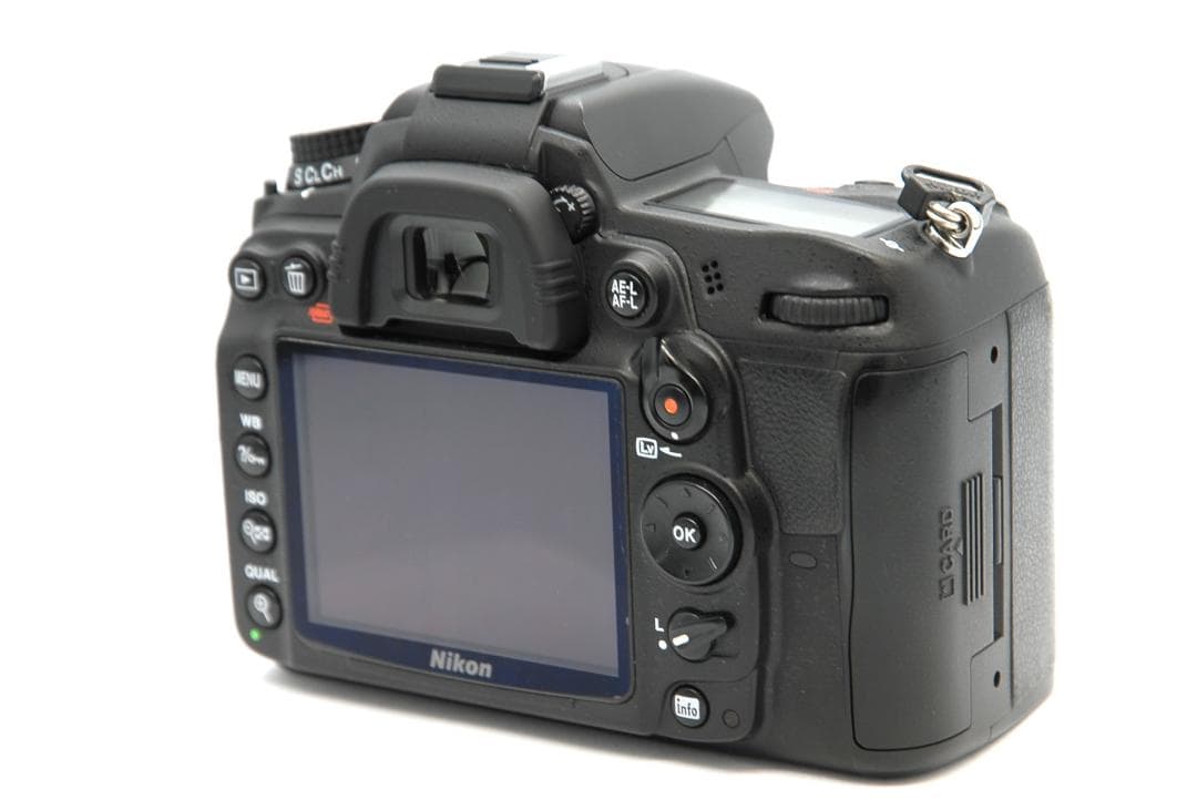 Nikon D7000 元箱付 28-200mm 動作品 44650枚 動作品