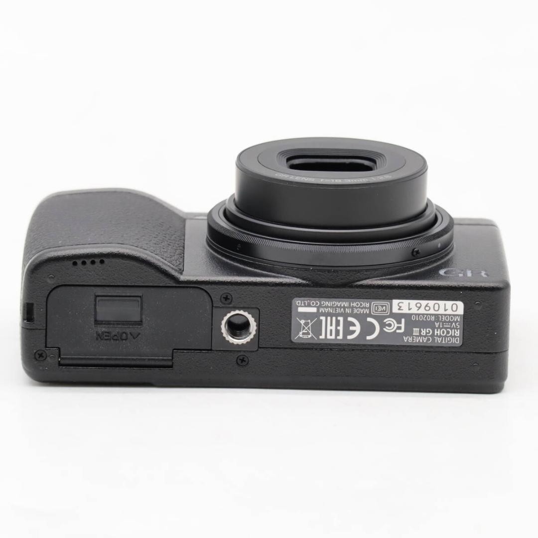 ショット数3030枚 RICOH GR III デジタルカメラ リコー 美品