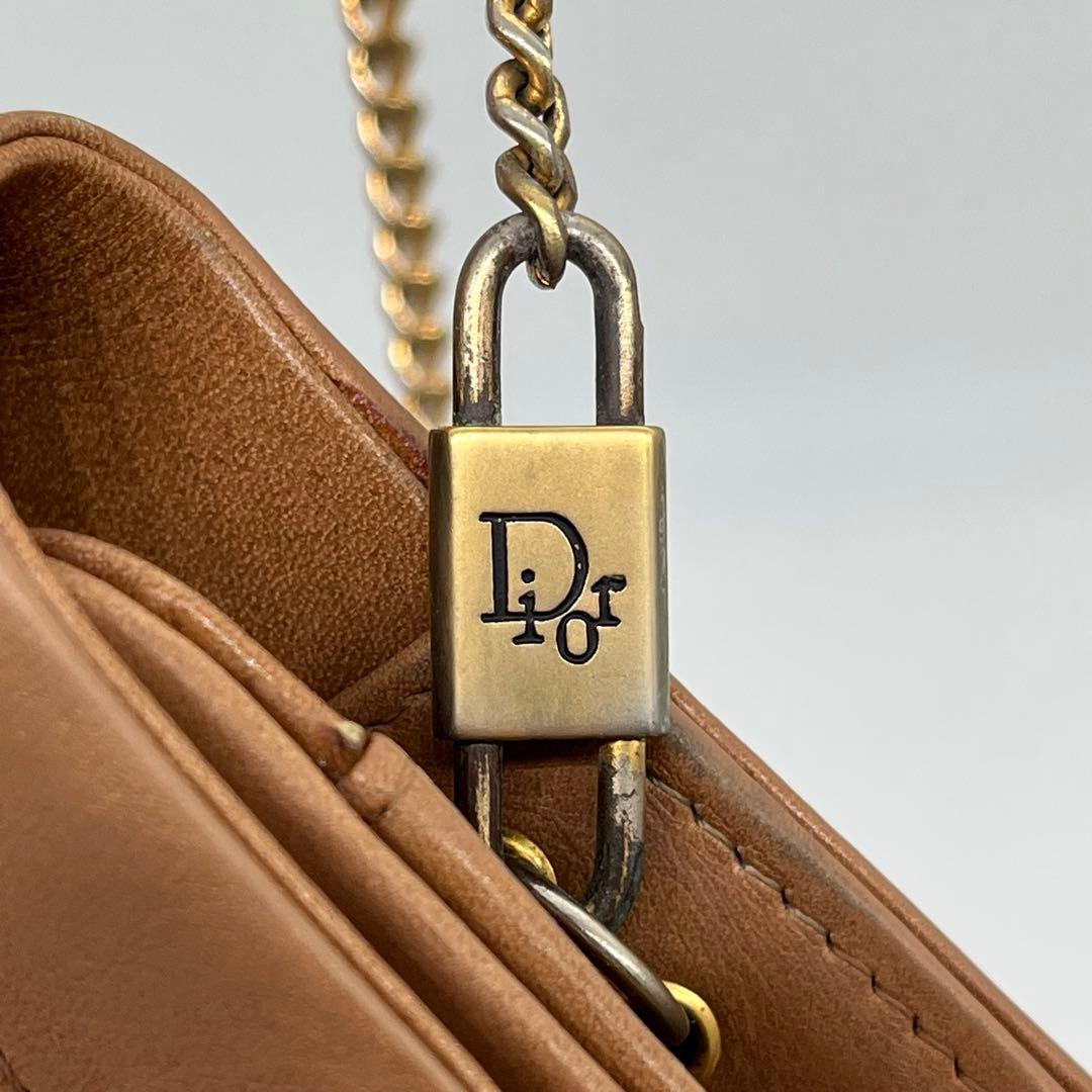 クリスチャンディオール ショルダーバッグ 斜めがけ ロゴ金具 キルティング 本革