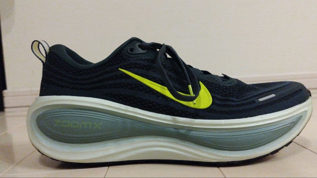 「最終値下げ」Nike ボメロプラス　サイズ27cm 美品