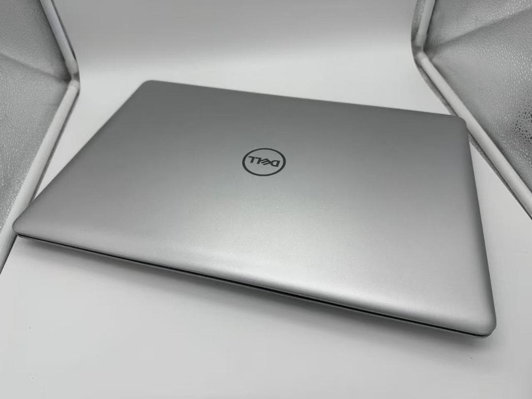 Dell 17インチ 第八世代 i7 16GB　SSD+HDD　Office付き