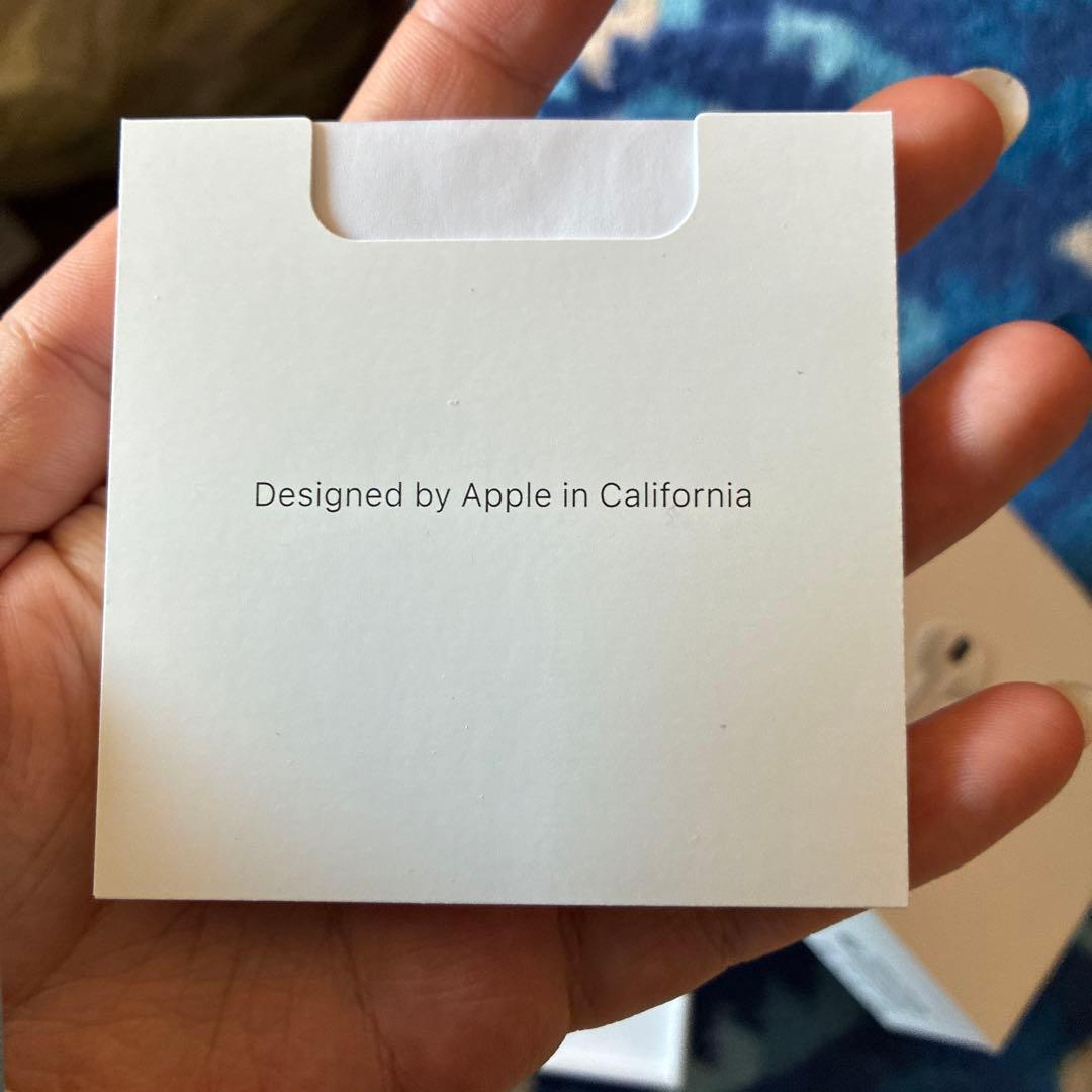 Apple AirPods4本体 ホワイト　新品正規品