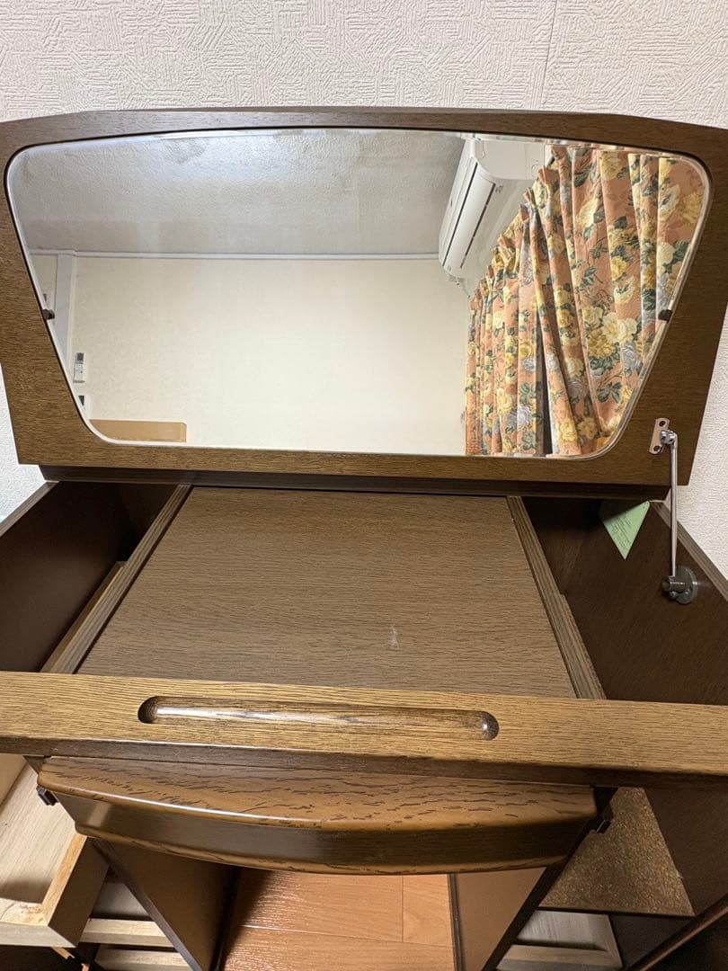 圧迫感なし！『美品』2Way アンティーク調　素敵なブラウンデスク 引き出し付き