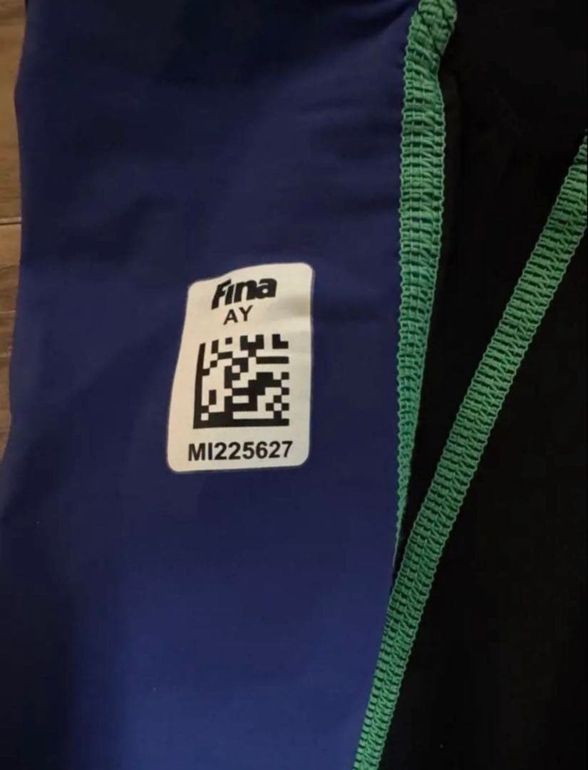 美品　イトマン　競泳用水着　mxa2ハーフスーツ　サイズ→S