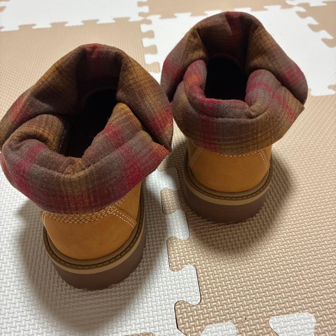 ティンバーランド　ベージュ　23㎝
