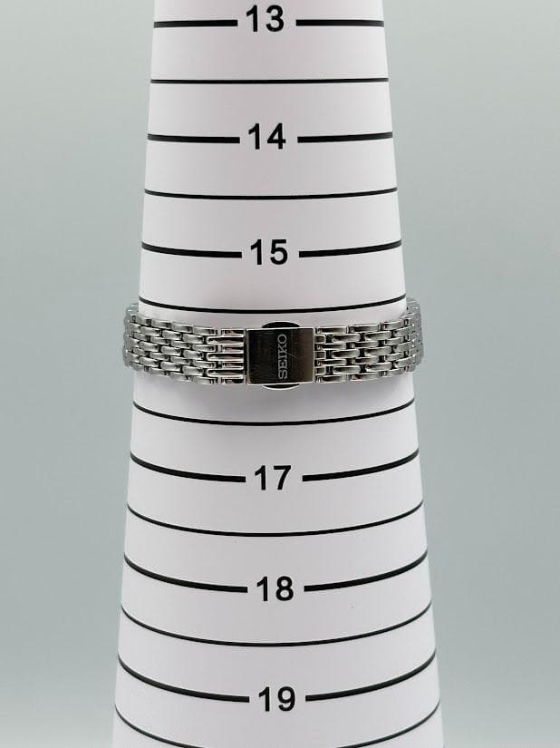 SEIKO エクセリーヌ V117-0AV0 腕時計 ソーラー オーバル 921