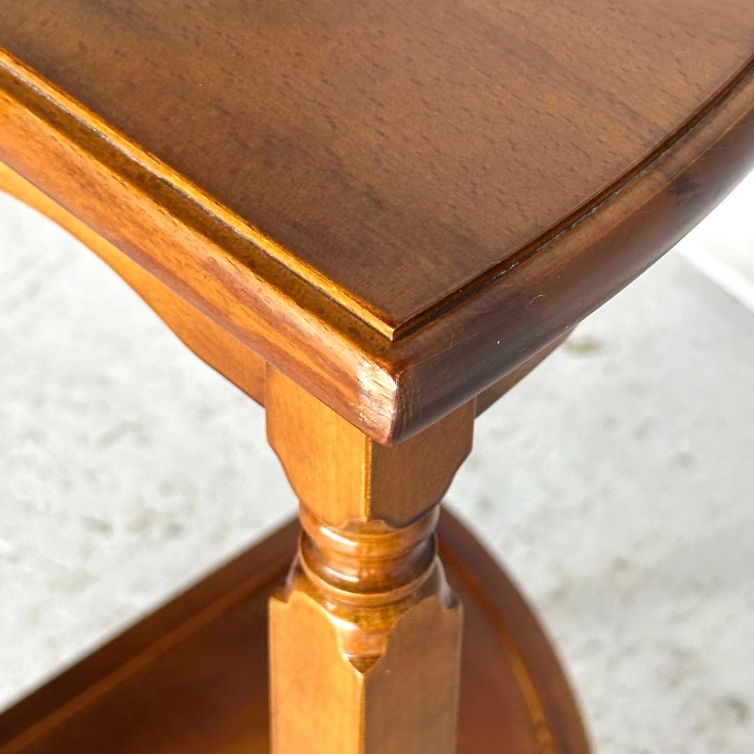 ✦80年代✦ 昭和レトロ 純喫茶の片隅にありそうな 木製コーナーテーブル 花台