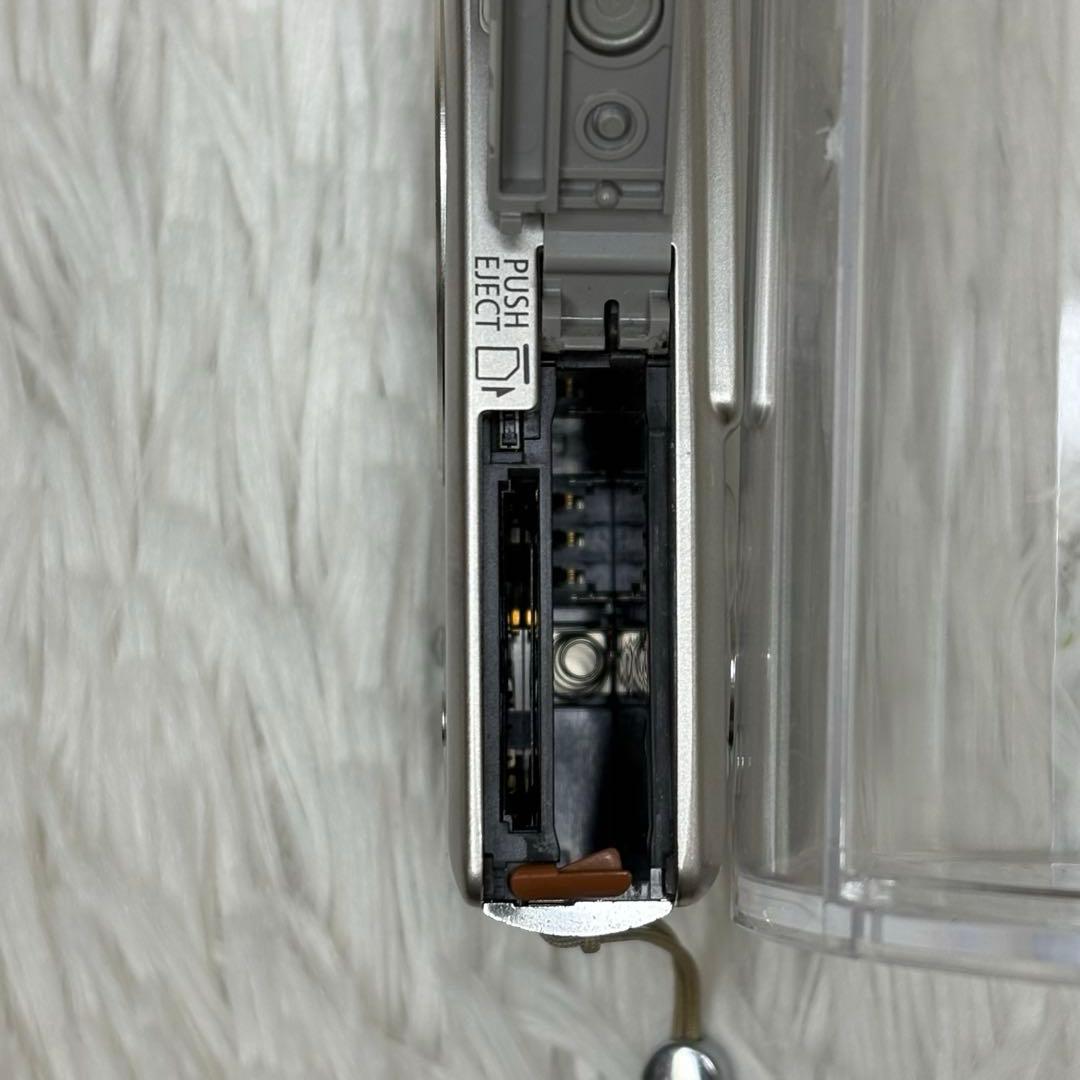 Canon カメラ　IXY 50 PC1101 充電器 コンデジ　動作品