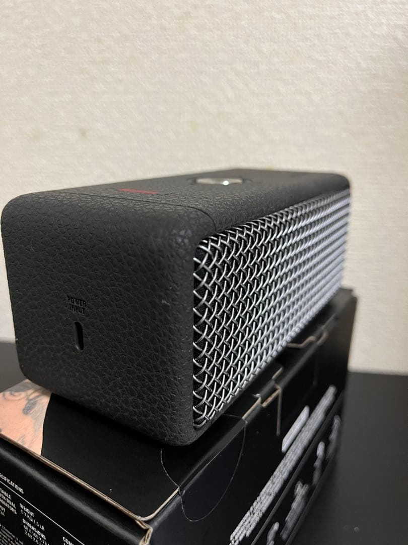 Marshall Emberton II スマートスピーカー