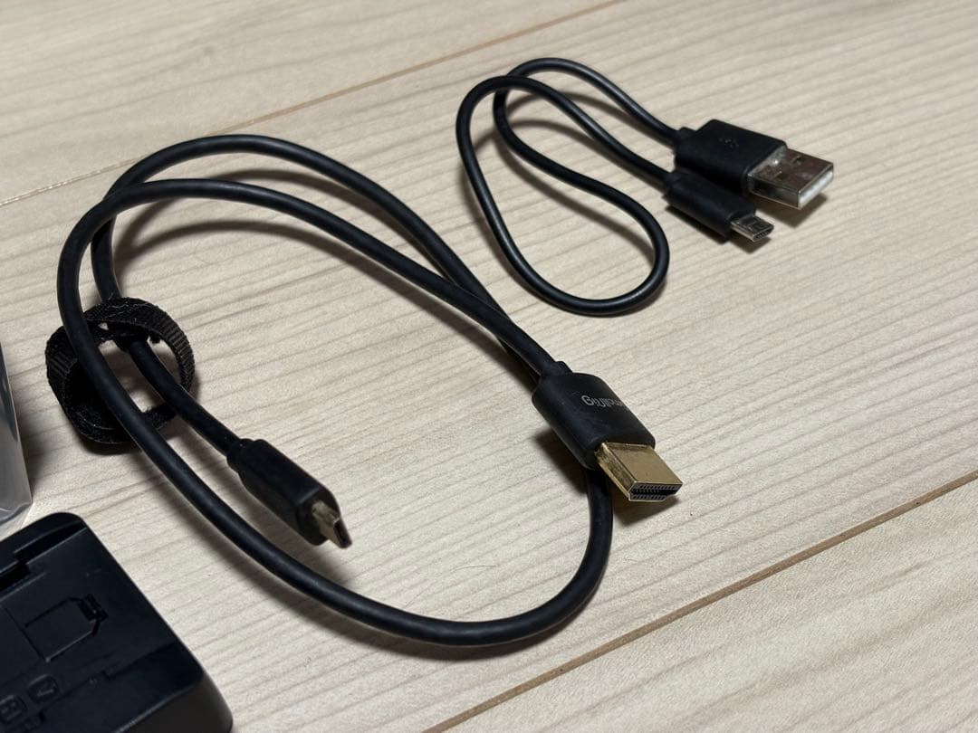 ネ*ロ様 【SONY】FDR-AX60 4K　ECM-GZ1M（ガンマイク）セッ