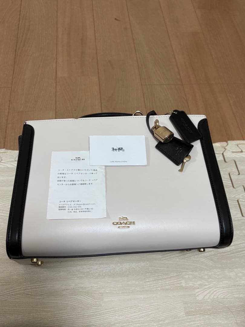 【1月4日迄 値下げ】COACH バッグ ホワイト・ブラック