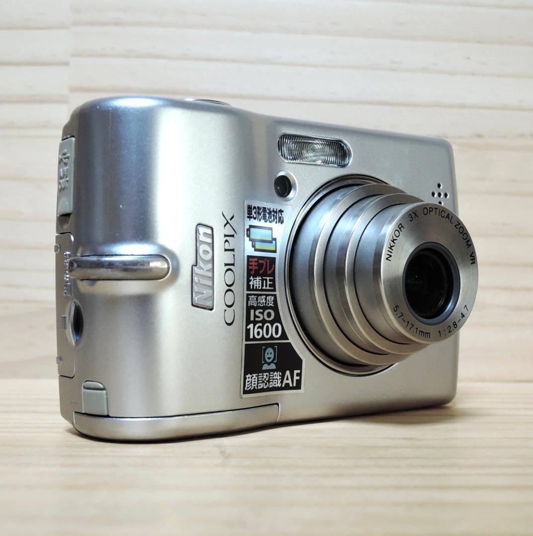 【美品】Nikon COOLPIX L12 デジタルカメラ　《動作確認済》
