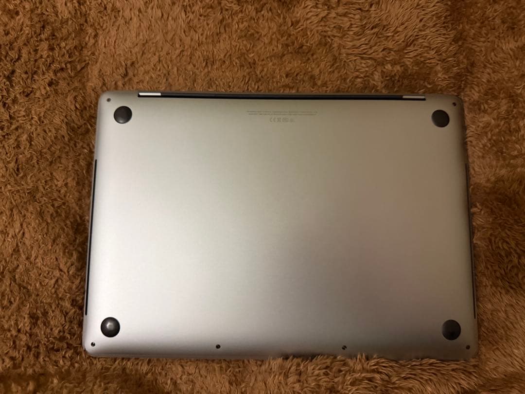 MacBook Pro 2020 13-inch 512GB スペースグレイ