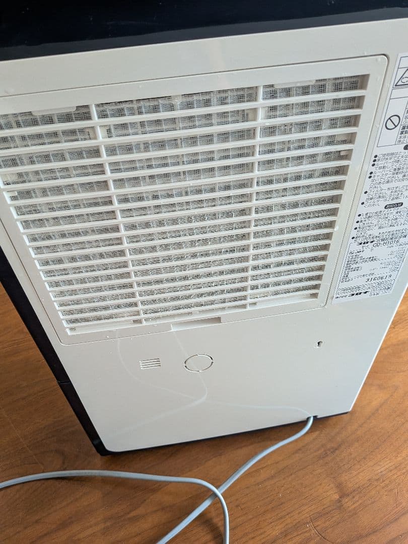 ト*イ様 コロナ 除湿機 CD-H1016 2016年製