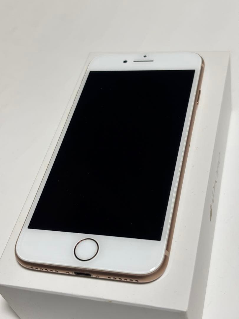 美品　iPhone 8　256GB　バッテリー95％　ゴールド　SIMフリー