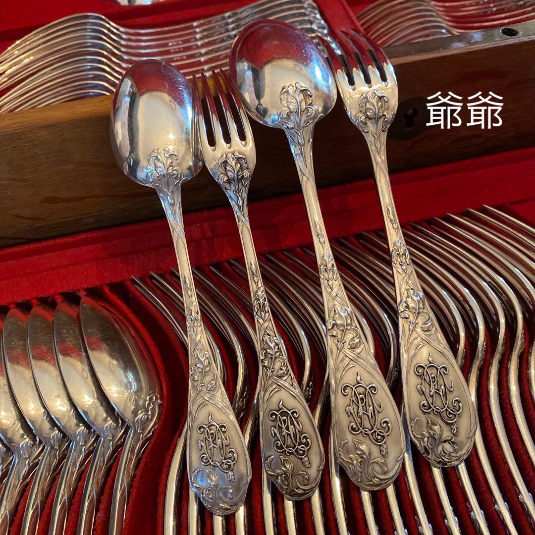 Puiforcat ピュイフォルカ／「アイリス」純銀製 フォーク１本