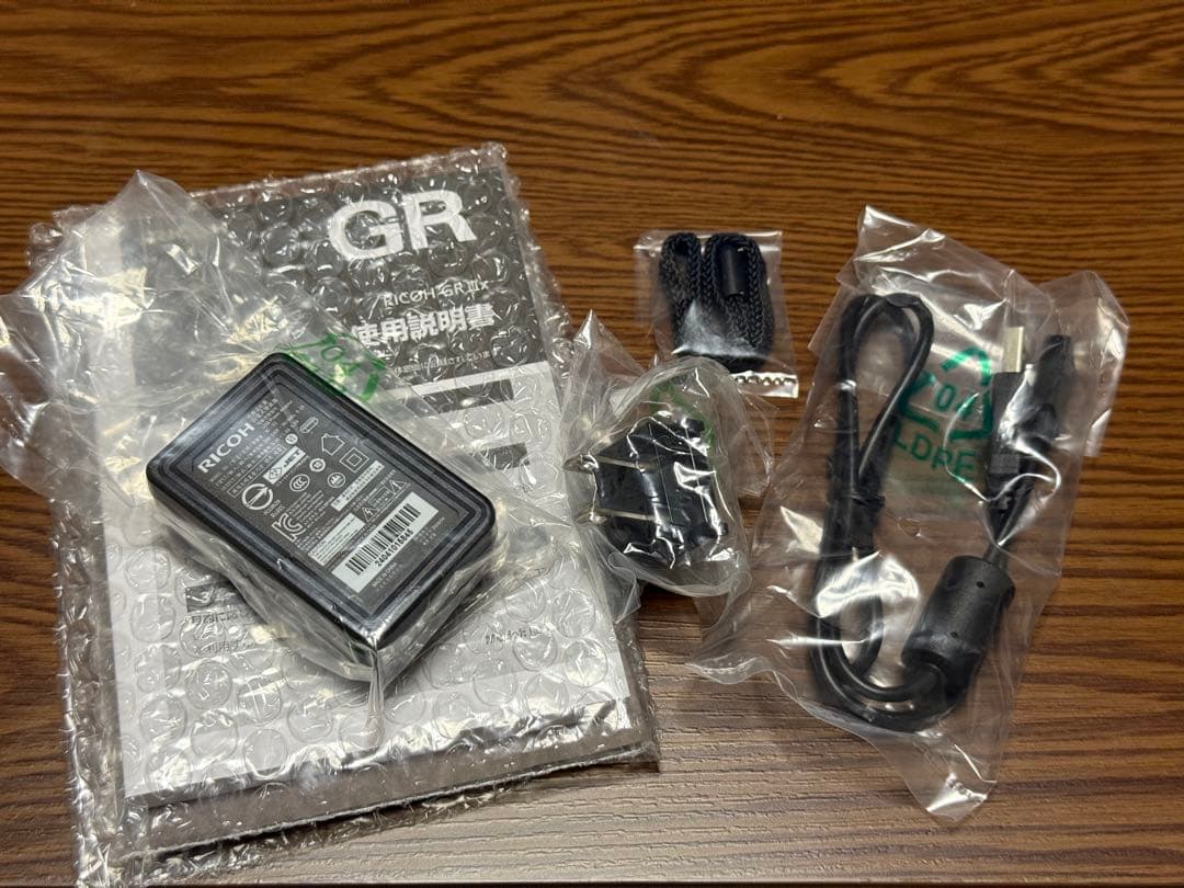 【付属品多数あり】RICOH GRⅢxHDF 保証あり