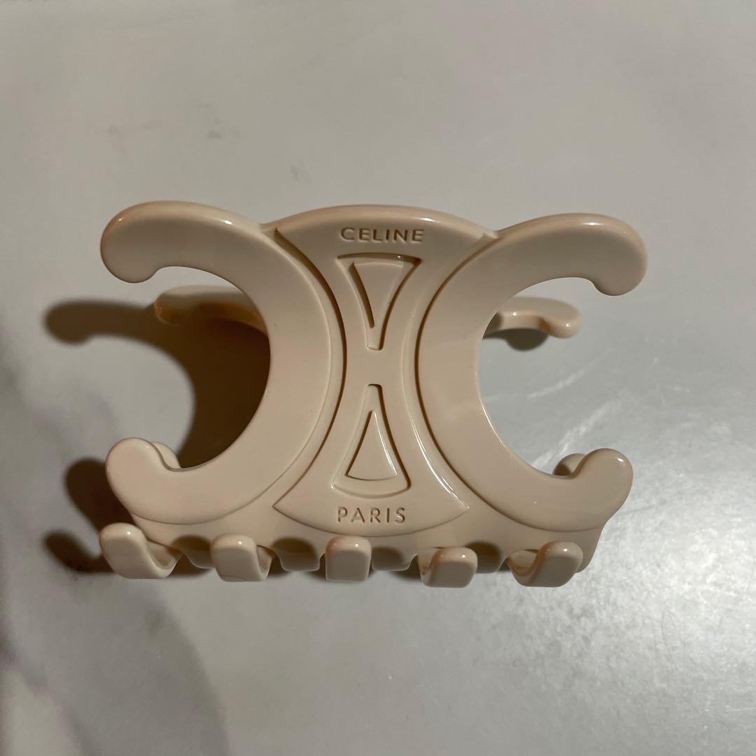 ☺︎プロフ必読 CELINE ラージ ヘアクロー / アセテート
